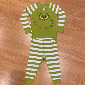 Hanna Andersson Green and White Grinch Pajama Set